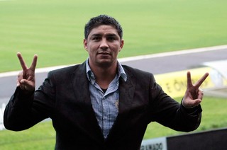 Jardel vestirá tricolor sob terno e quer ir à Arena após posse como deputado