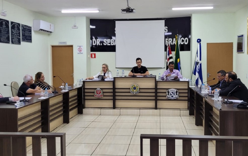 Sess?o decide sobre cassa??o de vereador de Campos Novos Paulista ? Foto: Igor Rosa/TV TEM