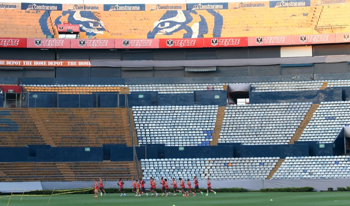 Treino do Intes no estádio Universitario, em Monterrey (Foto: Diego Guichard)