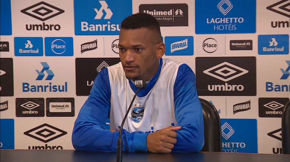 Jailson revela pedido de Renato em treinos e quer aproveitar brecha: Meu momento