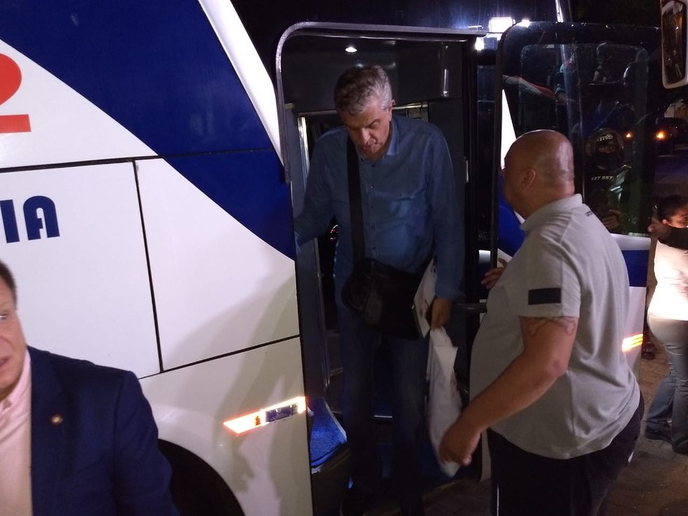 Presidente Mario Celso Petraglia está com a delegação atleticana — Foto: Fernando Freire