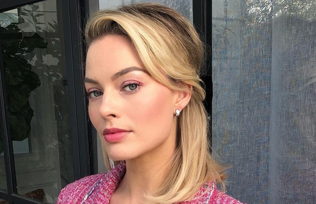 O make rosinha de Margot Robbie (Foto: Reprodução/Instagram)