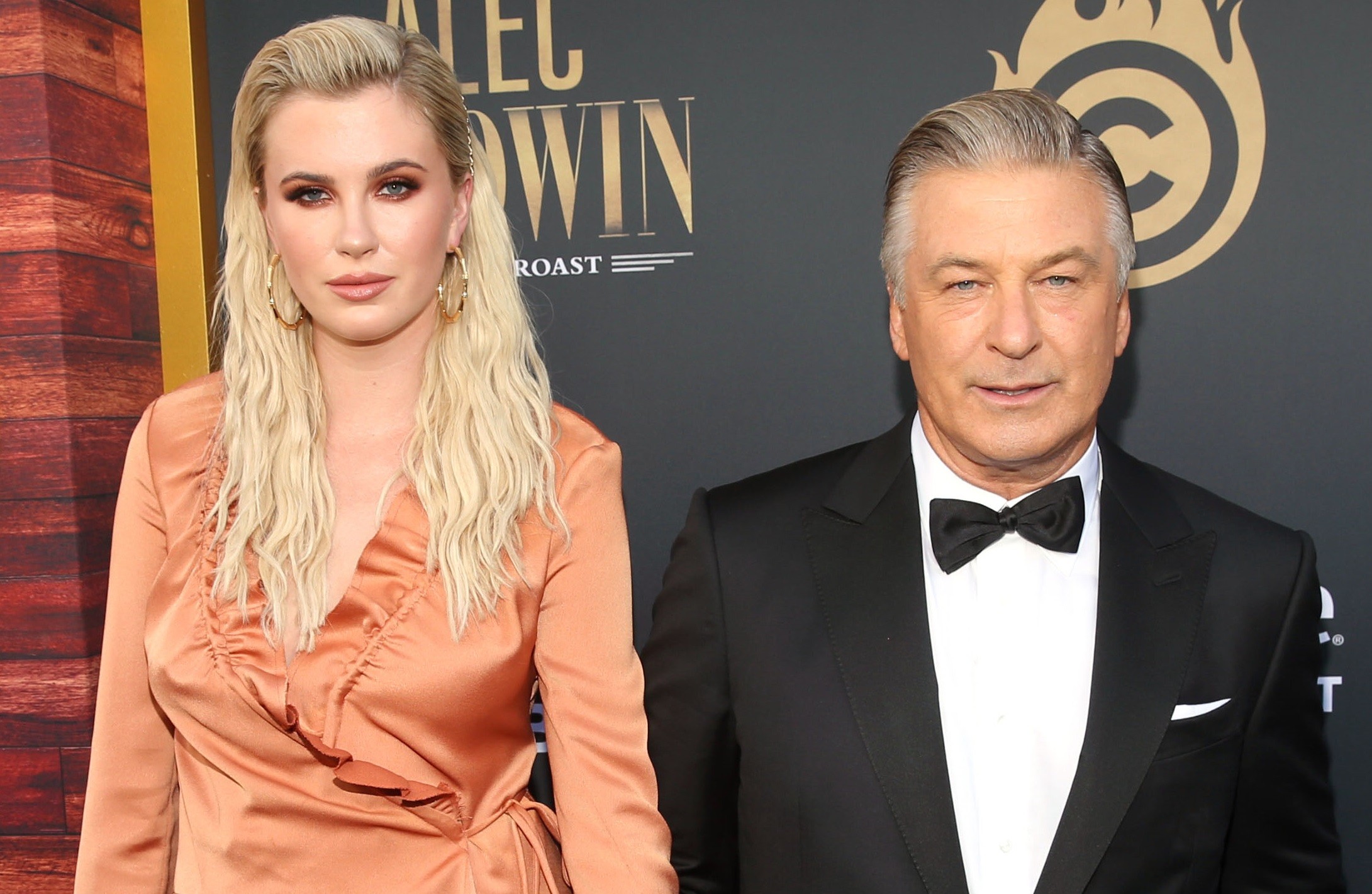 Filha De Alec Baldwin é Alvo De Ataques Após Morte Acidental Em Set Quem Quem News 