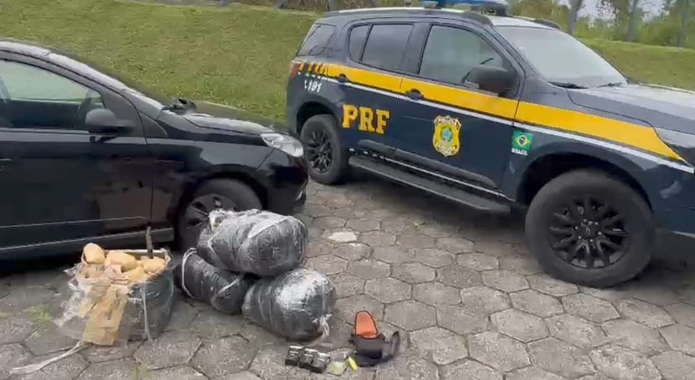 Polícia Rodoviária Federal apreende 44 Kg de 'supermaconha' no interior de SP