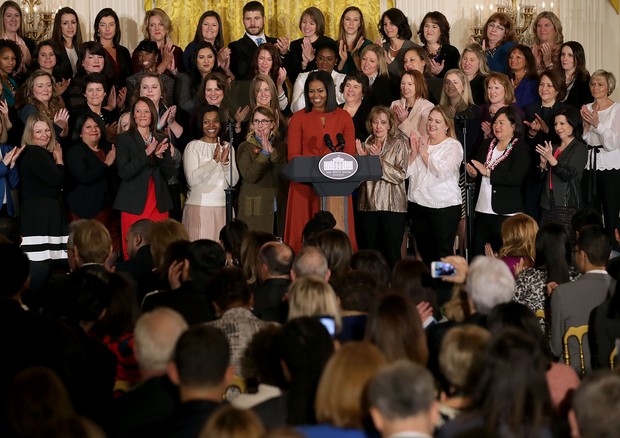 Michelle Obama faz último discurso como primeira dama dos EUA Vogue news