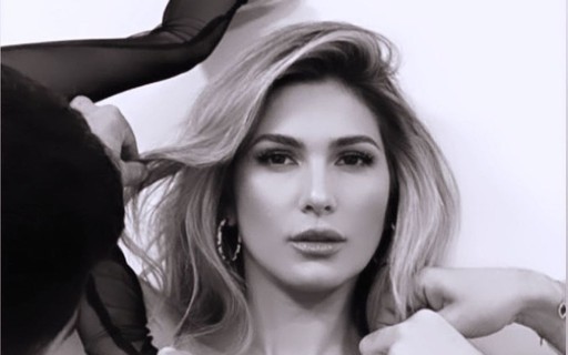 Lívia Andrade Renova O Bronze Em Mar Da Flórida - Vogue | Celebridade