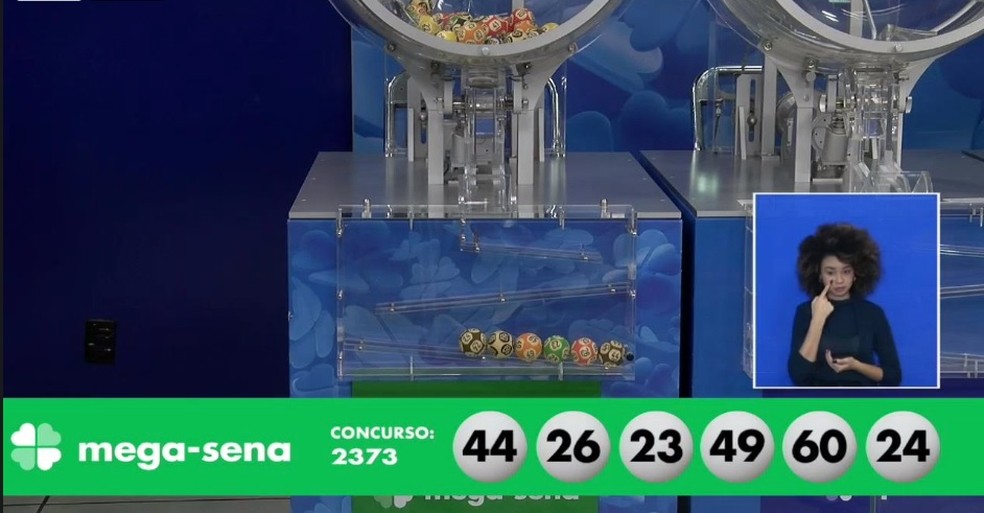 Dezenas sorteadas no concurso 2.373 da Mega Sena — Foto: Reprodução/Facebook/LoteriasCAIXAOficial