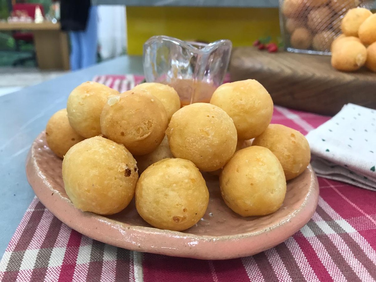 Pipoquinha De Queijo Com Massa De Requeijão