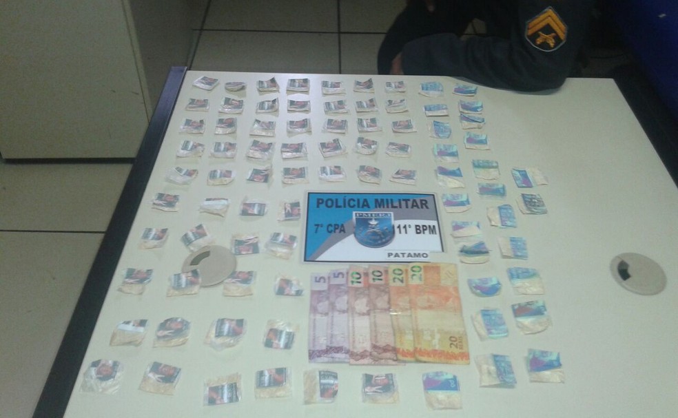 Flagrante aconteceu no bairro Granja Spinelli, em Nova Friburgo (Foto: PM/Divulgação)
