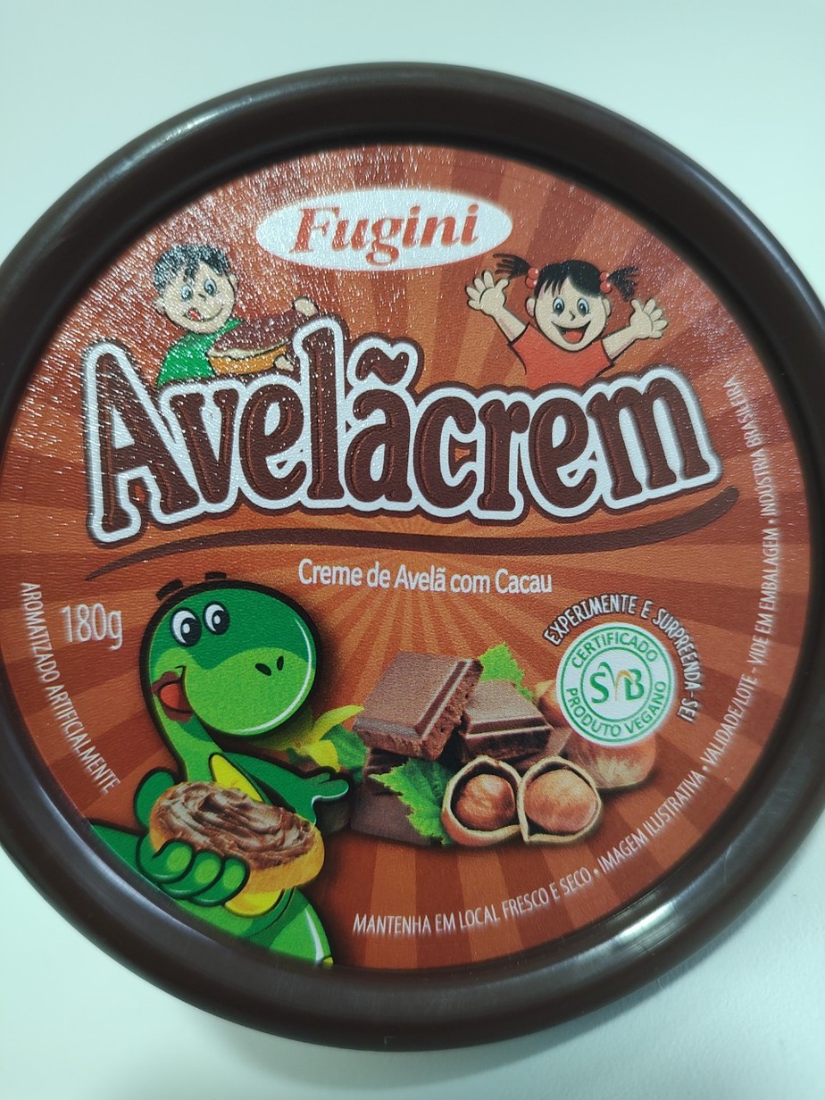 Identificado com creme de avelã com cacau, o Avelãcrem não tem entre seus ingredientes avelã