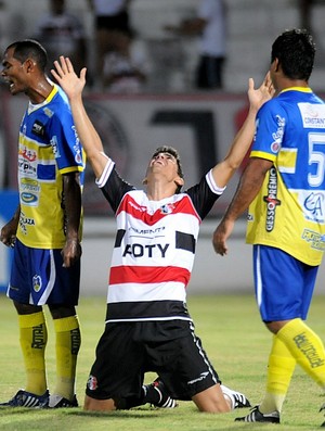 Santa Cruz x Araripina (Foto: Aldo Carneiro) Santa Cruz x Araripina (Foto: Aldo Carneiro)