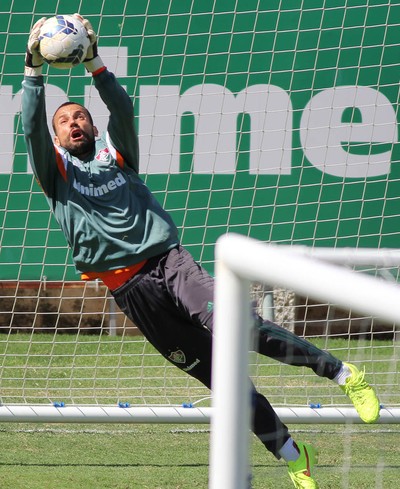 Diego Cavalieri treino Fluminense (Foto: Fernando Cazaes / Photocamera)