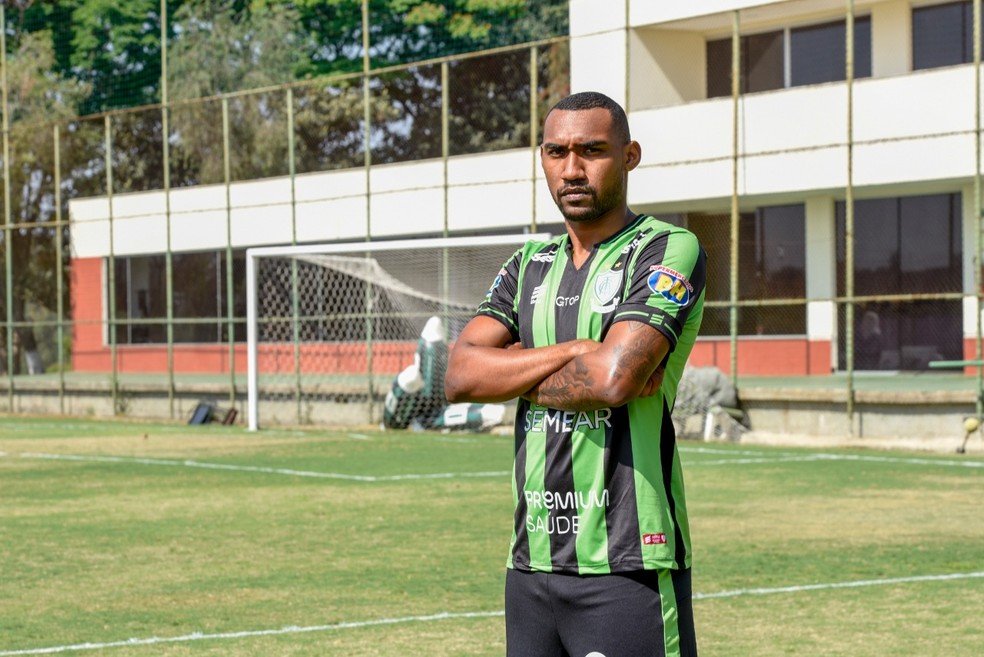 Arthur Garante Estar Bem Fisicamente E Descreve Chance No America Mg Oportunidade Unica America Mg Ge