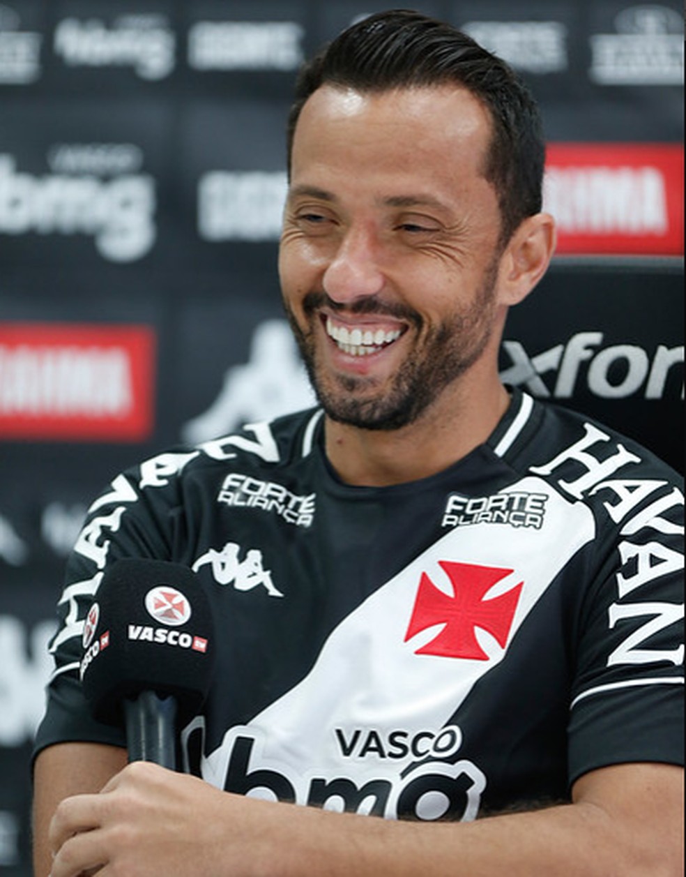 Nen� vai receber no Vasco cerca de 30% do que ganhava no Fluminense � Foto: Rafael Ribeiro / Vasco