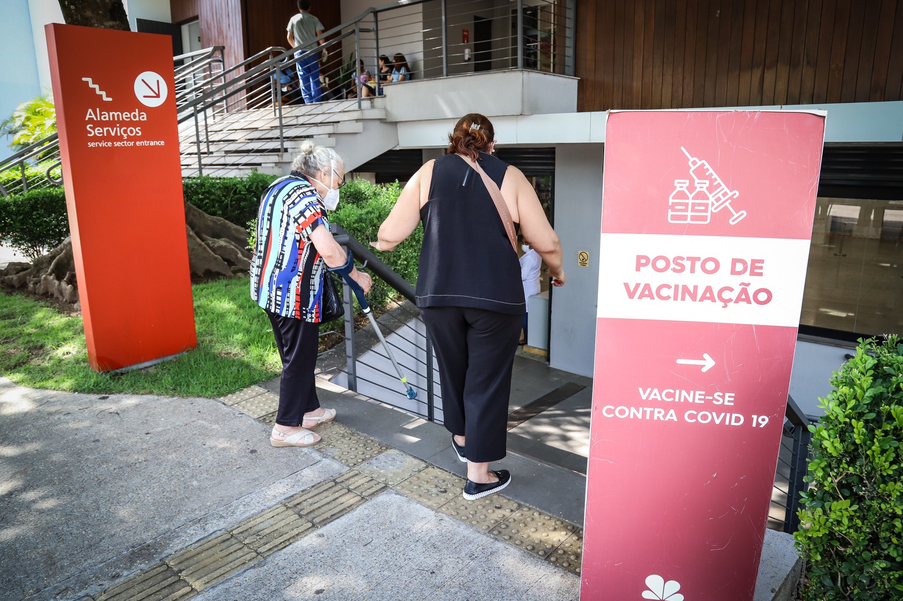 Covid-19: secretaria da Saúde do RS amplia recomendação da bivalente para maiores de 18 anos