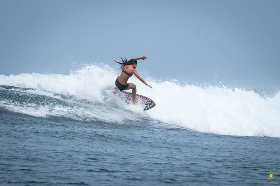 Marina Werneck, surfista brasileira (Foto: divulgação/ Ju Martins)