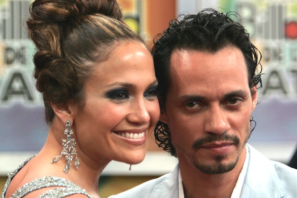 O divórcio de Jennifer Lopez do cantor e produtor Marc Anthony saiu em 2014, dez anos após se casarem. Eles decidiram subir ao altar depois de menos de seis meses de namoro, e se separaram depois de sete anos. (Foto: Getty Images)