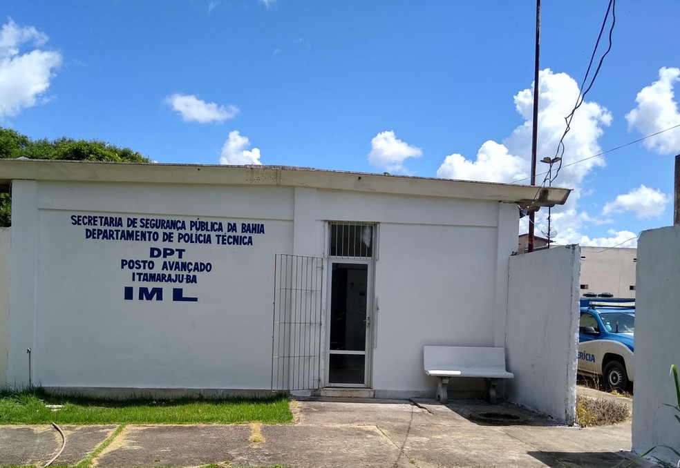 Instituto Médico Legal (IML) de Itamaraju, no extremo sul da Bahia, para onde os corpos dos irmão foram levados — Foto: Divulgação