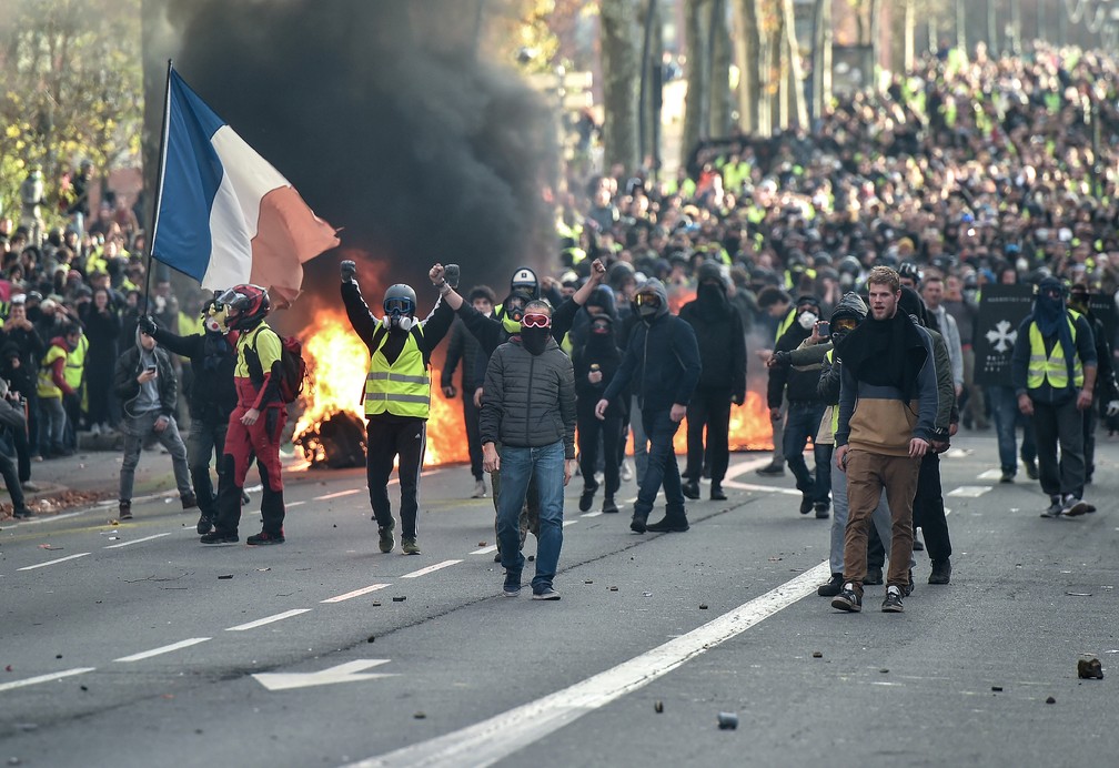 companion Ruthless Punctuality Protestos dos 'coletes amarelos' têm confrontos em Bordeaux e Toulouse |  Mundo | G1