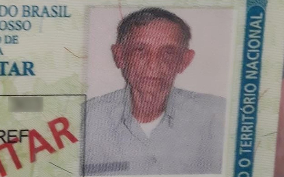 Vitalino Xavier Santos é policial militar aposentado e foi agredido por policial civil dentro de uma agência bancária, em Cuiabá (Foto: Arquivo pessoal)