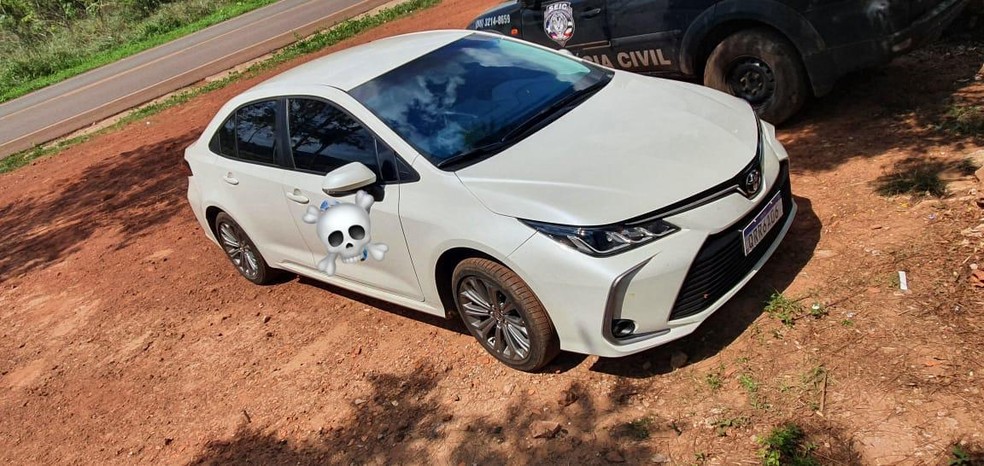 A quantia foi apreendida dentro de um veículo. — Foto: Divulgação/Polícia Civil