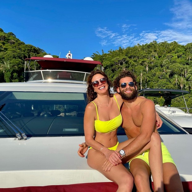 Luciana Gimenez e namorado (Foto: Reprodução/Instagram)