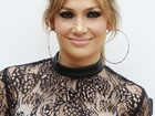 Jennifer Lopez fala sobre segredos de beleza: 'Só hábitos saudáveis'