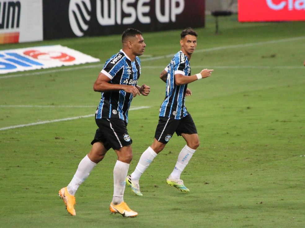 Atuacoes Kannemann E Diego Souza Sao Os Melhores Em Vitoria Do Gremio Sobre O Sao Paulo Gremio Ge