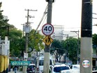 Avenida tem placas com velocidades diferentes no mesmo trecho