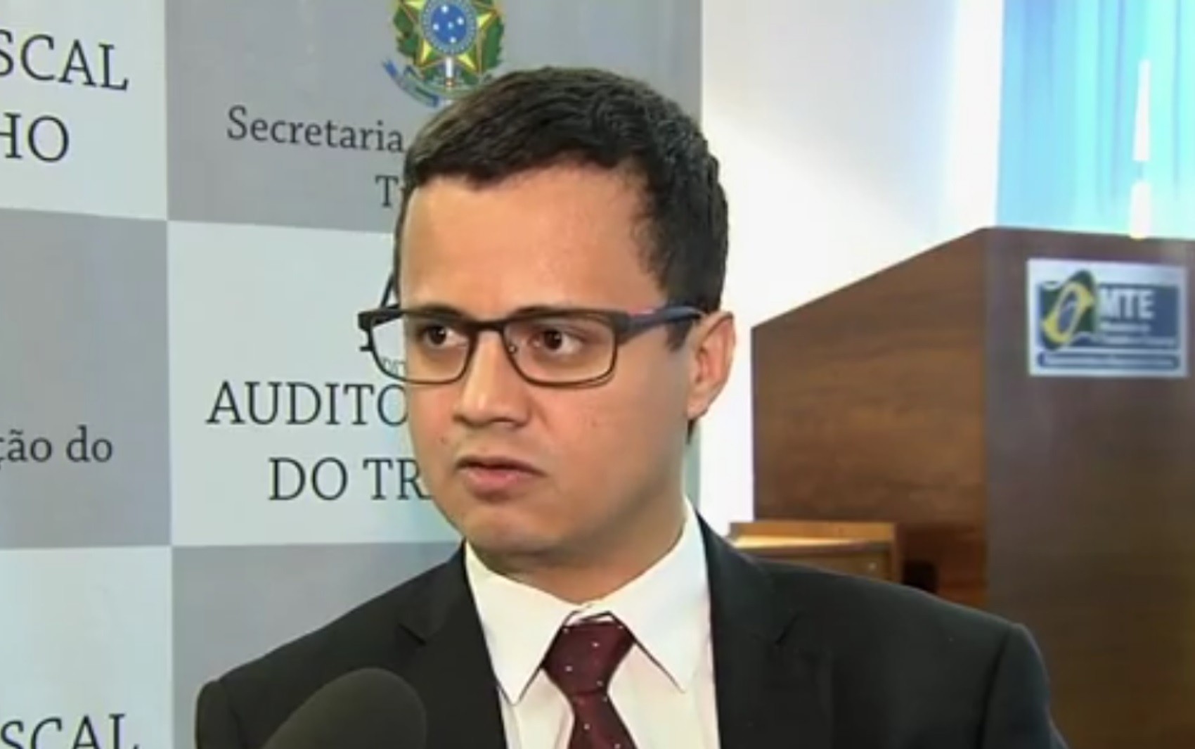 auditor.jpg