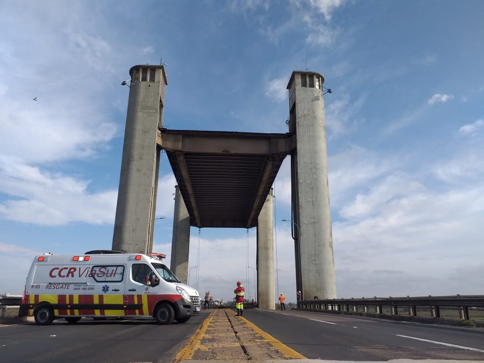 Icamento Do Vao Movel Da Ponte Do Guaiba Em Porto Alegre E Liberado Apos Reparos Rio Grande Do Sul G1