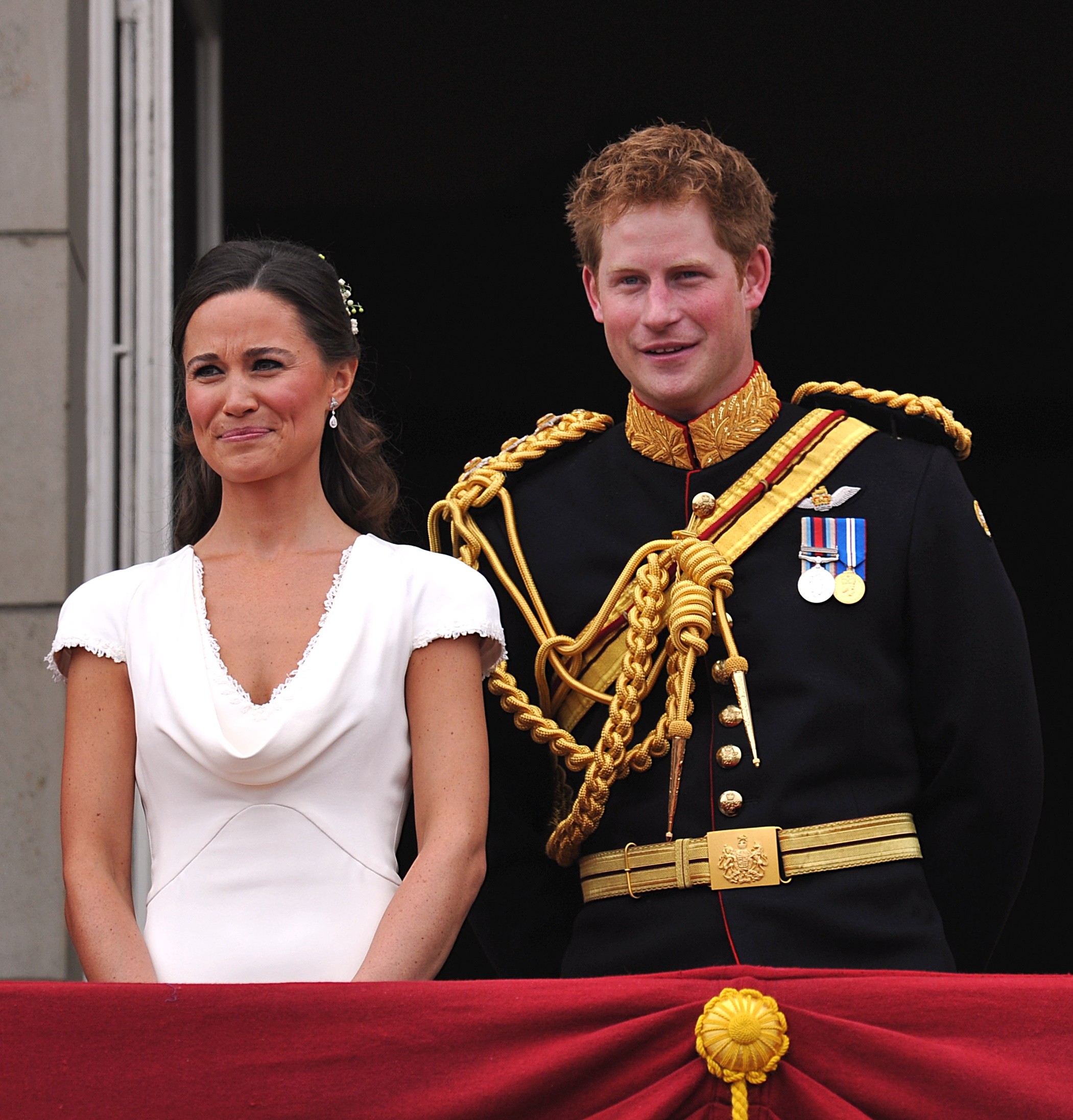O padrinho Príncipe Harry e madrinha Pippa Middleton na varanda no Palácio de Buckingham após o casamento real do Príncipe William e Kate Middleton em 29 de abril de 2011 em Londres, Inglaterra (Foto: Getty Images)