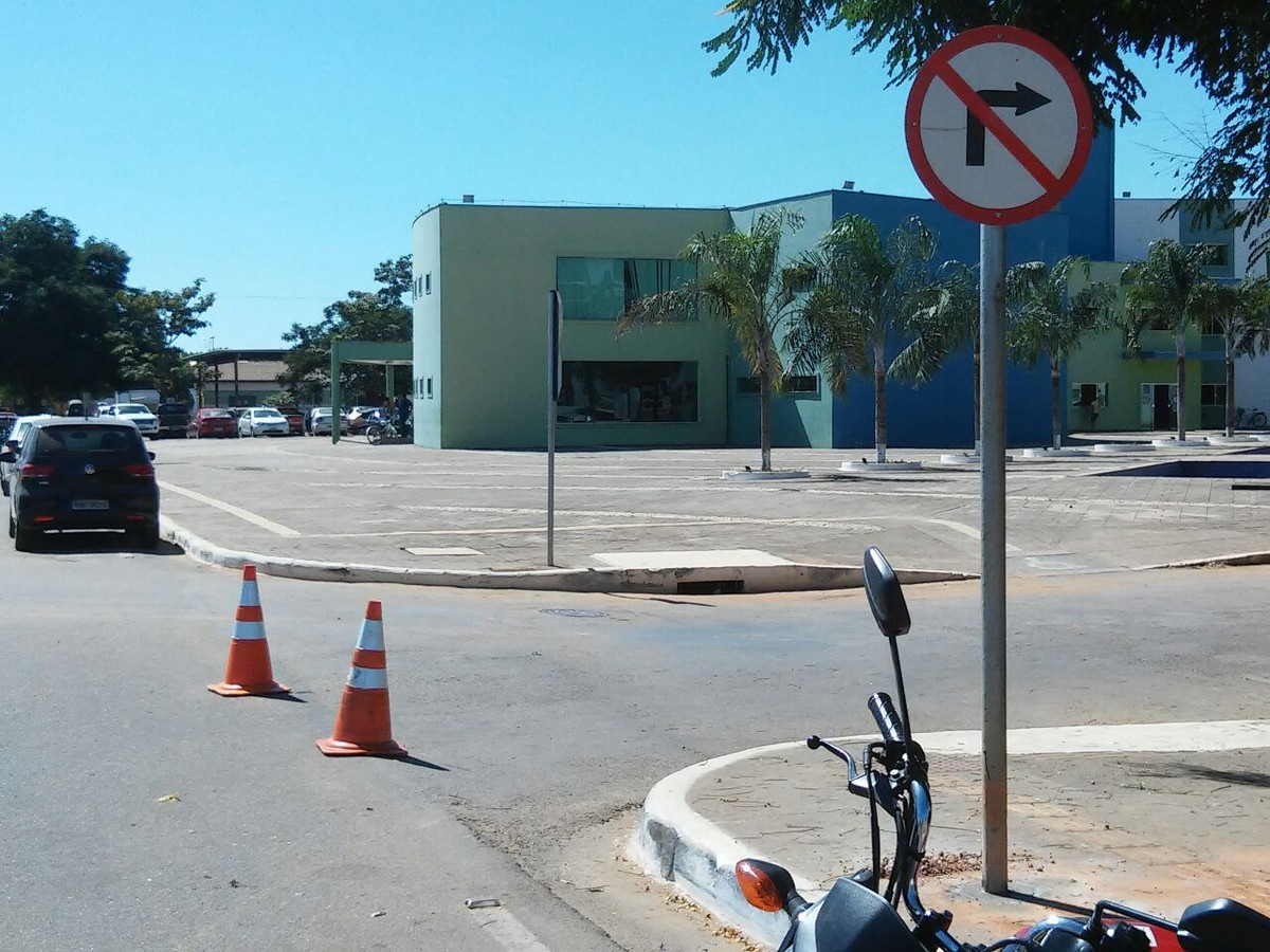 Rua Rio Madeira passa a ter sentido único em Ariquemes, RO  Ariquemes