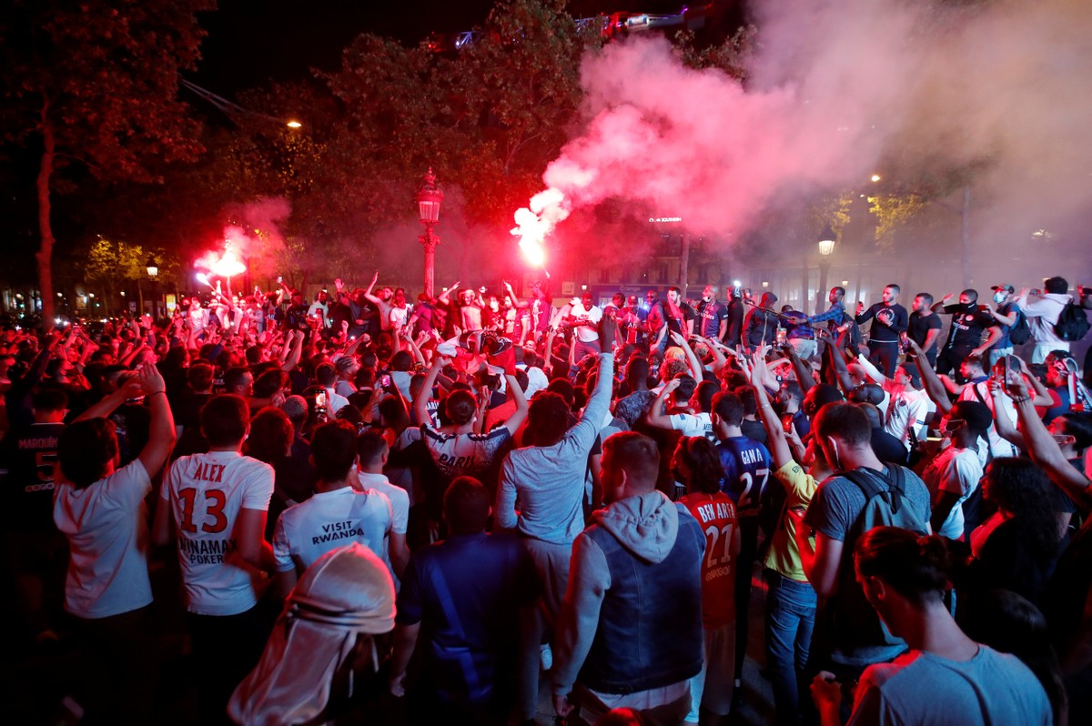 Paris Saint Germain Vai Transmitir A Final Da Champions Para 5 Mil Pessoas Em Seu Estadio Liga Dos Campeoes Ge