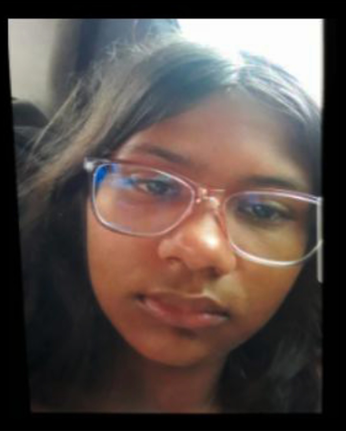Família recebe foto de menina de 12 anos um dia após sumiço e estranha  mensagem: 'Está com o olhar triste', diz tia | Rio de Janeiro | G1