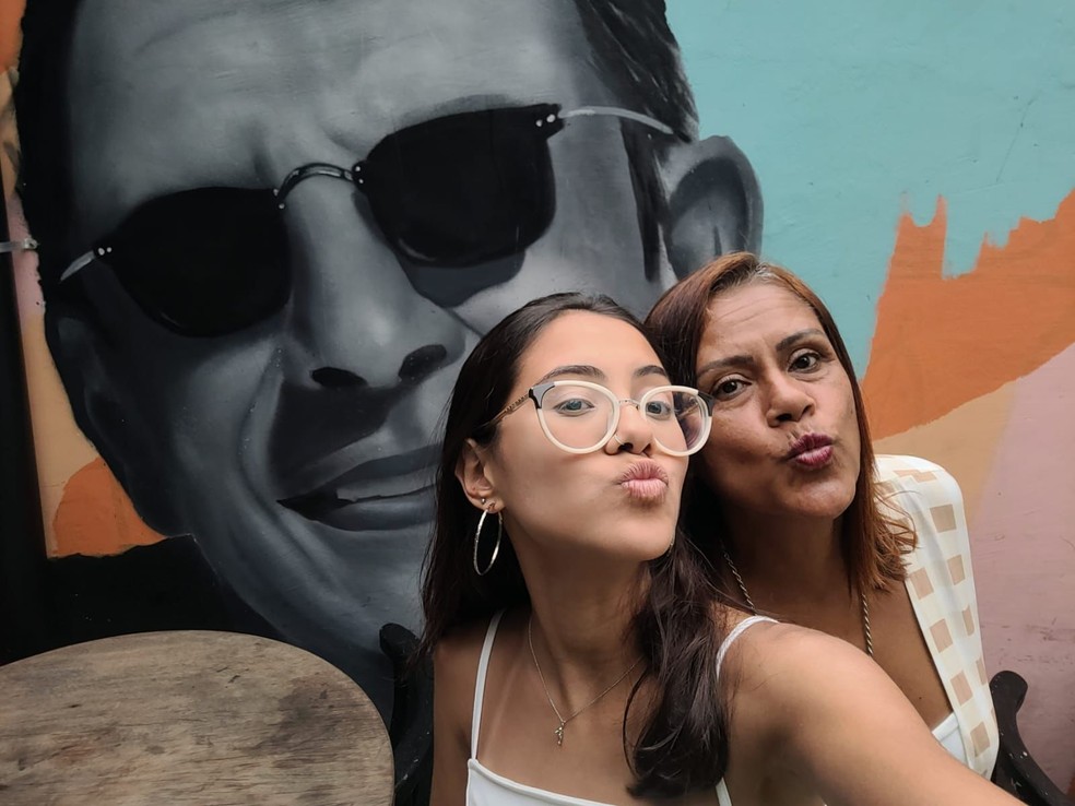 A filha de Renata Moraes (foto) irá levar a aliança para a mãe durante a cerimônia de casamento — Foto: Arquivo pessoal
