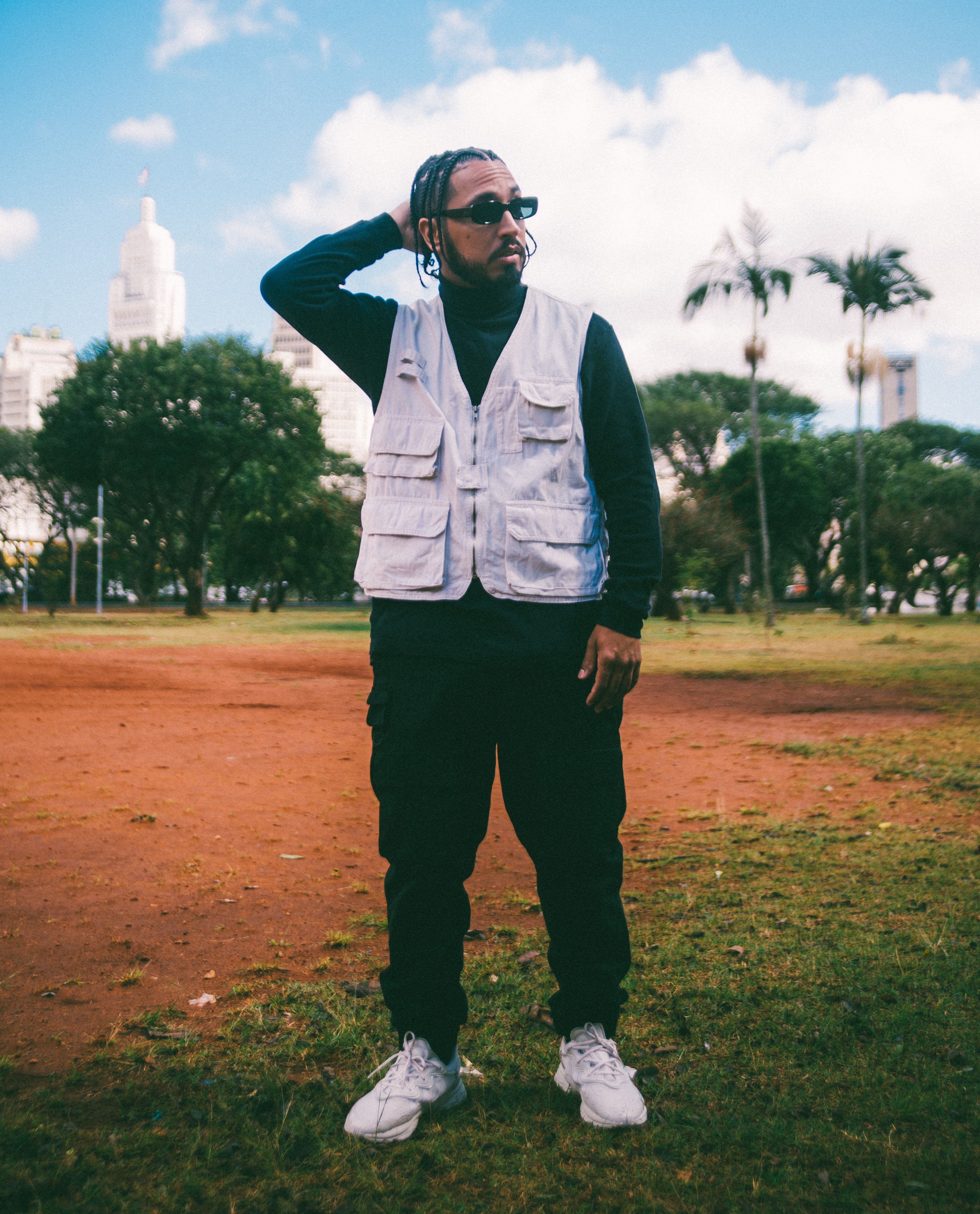 Rashid revê a vitoriosa jornada de lutas no single 'Não sabem de nada'