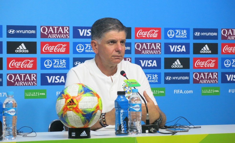 Guilherme Dalla Déa técnico Brasil seleção brasileira sub-17  — Foto: Daniel Mundim
