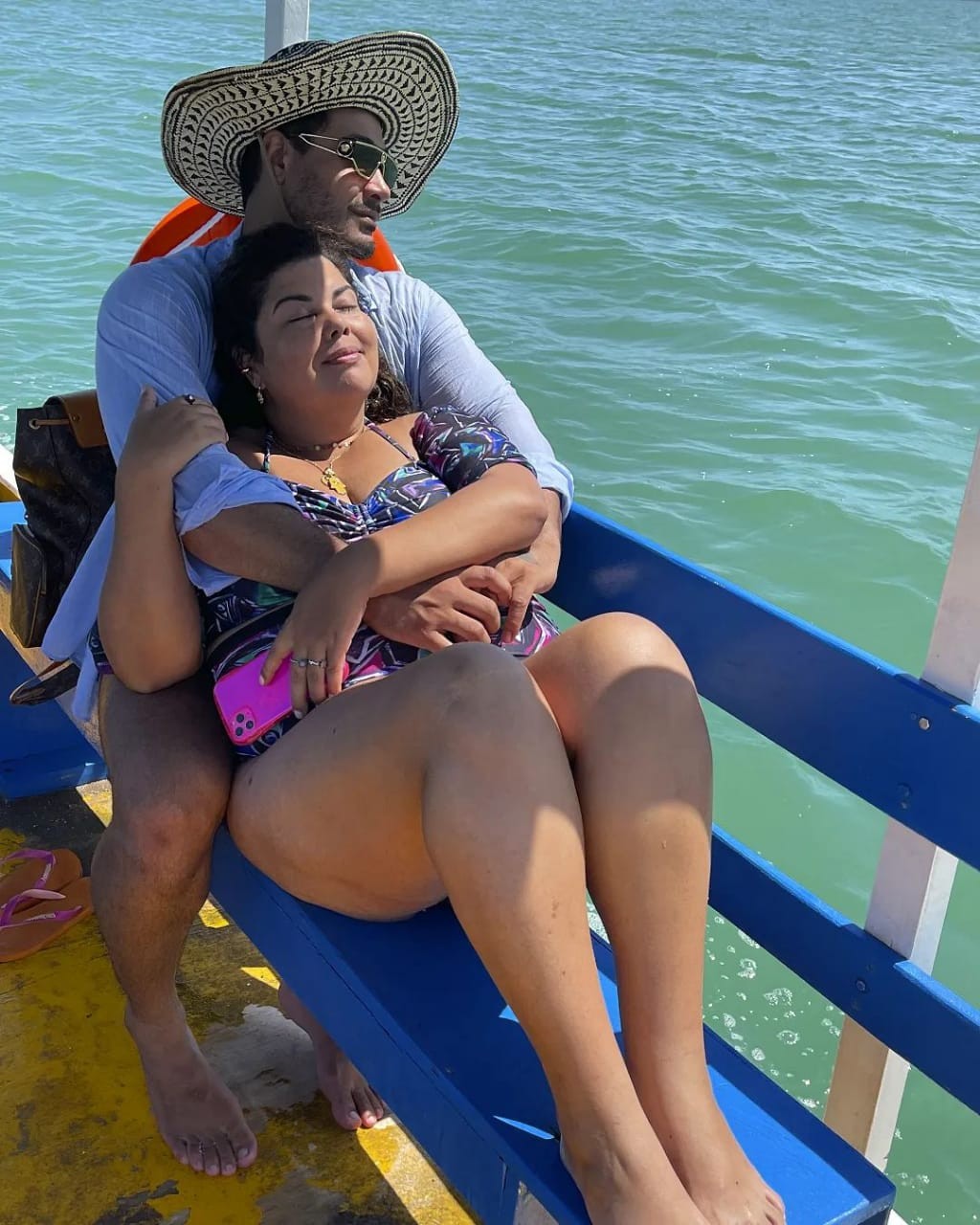Fabiana Karla se declarou para Diogo Mello durante passeio de barco (Foto: Reprodução/Instagram)
