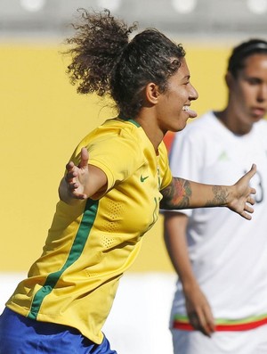 Cristiane acaba com o caô e vira esperança de ouro contra a Colômbia