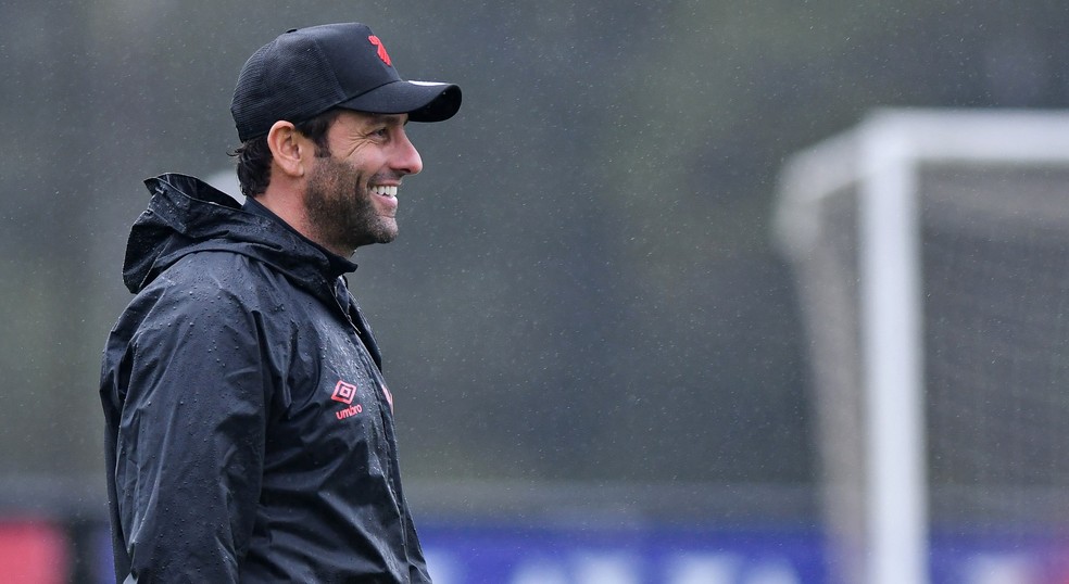 Alberto Valentim Athletico — Foto: Athletico