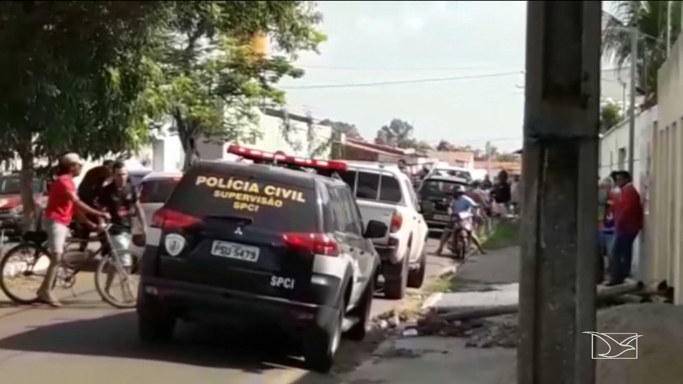 A polÃ­cia apreendeu sete armas de fogo com os policiais â Foto: ReproduÃ§Ã£o/TV Mirante