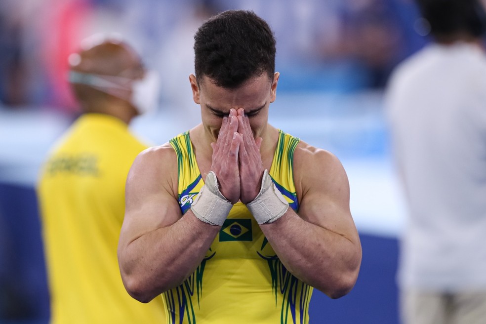 Caio Souza comemora resultados das classificatórias das Olimpíadas — Foto: Ricardo Bufolin/CBG
