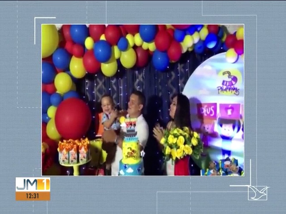 O acidente aconteceu após a canoa em que o casal estava com o bebê virar. — Foto: Reprodução/TV Mirante