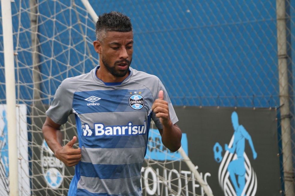 Léo Moura falou sobre a situação do Grêmio no Gauchão (Foto: Eduardo Deconto)