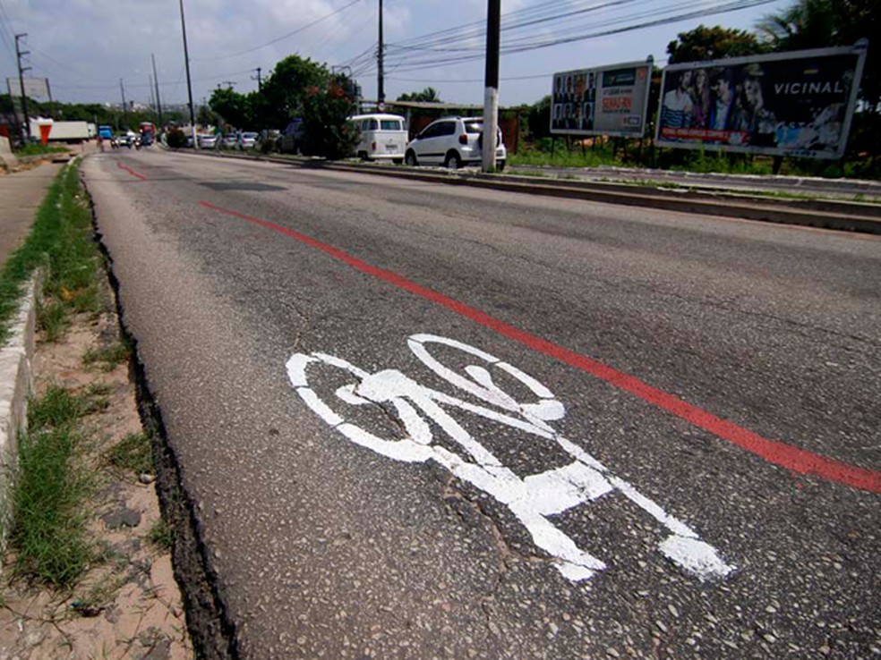 Avenida Felizardo Moura liga as Zonas Oeste e Norte de Natal pela Ponta de Igapó (Arquivo). — Foto: Canindé Soares/G1