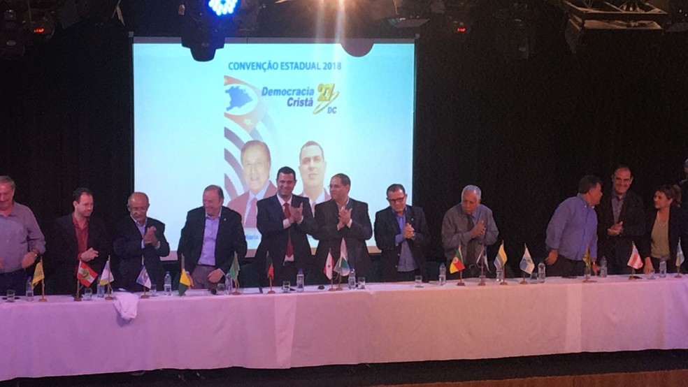 Costa e Silva e seu candidato a vice sÃ£o oficializados (Foto: Gabriela GonÃ§alves/G1)