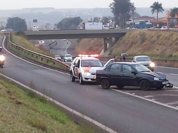 Motorista foi abordada no trevo de Jaú (Foto: Luizinho Andretto/Divulgação)