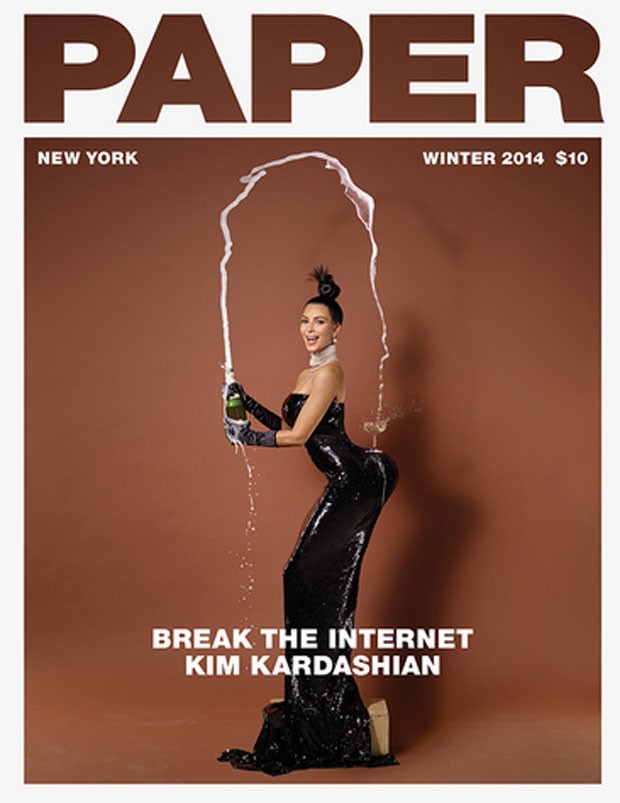 Kim Kardashian para a paper (Foto: Reprodução)