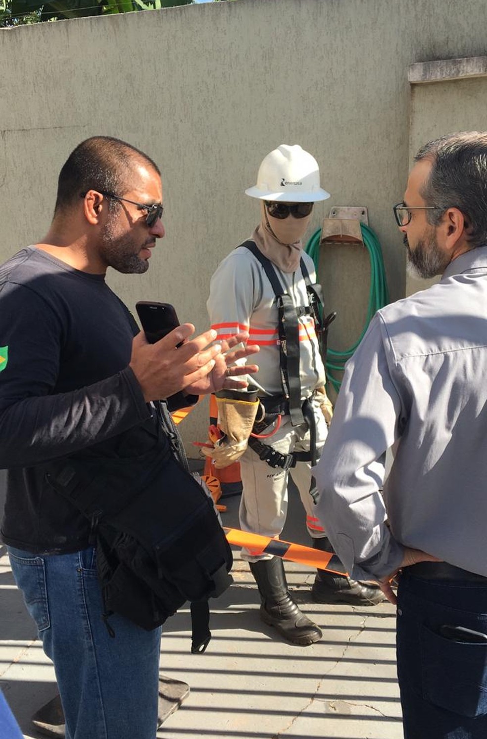 Técnicos apontaram fraude em 48% dos locais vistoriados em Campo Grande — Foto: Energisa/Divulgação